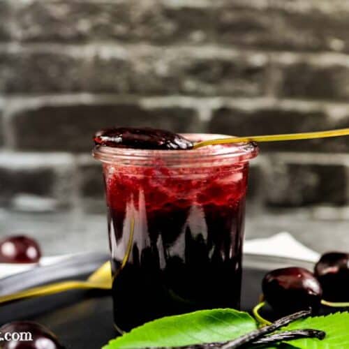 Raffinierte Kirschmarmelade mit Schuss oder Vanille - Foodblog Topfgartenwelt