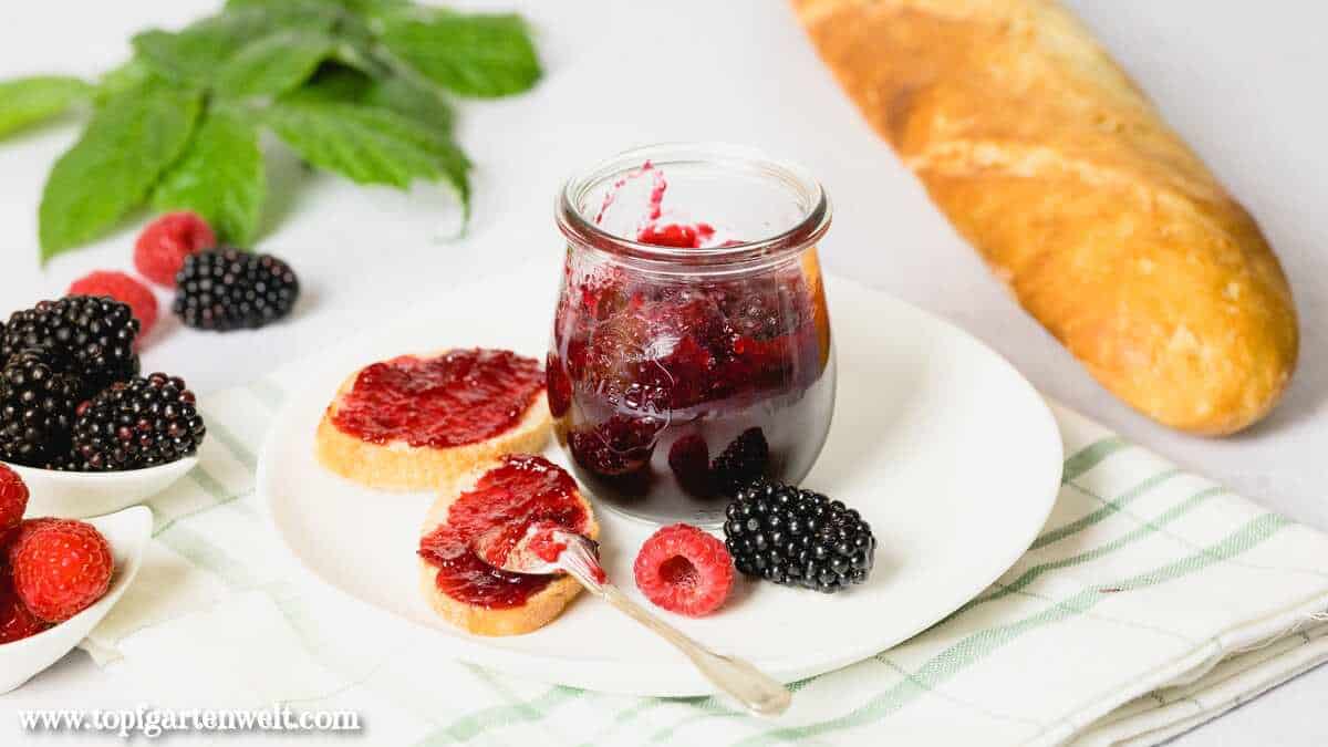Himbeer Brombeer Marmelade ohne Kerne - Foodblog Topfgartenwelt