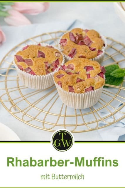 Rhabarber-Muffins mit Buttermilch - Pinterest - Foodblog Topfgartenwelt