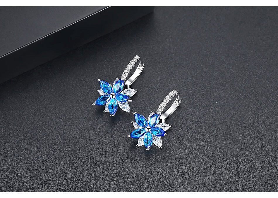 LUOTEEMI Cute Romantic Lovely Clear Stone Flower Shape Convenient Simple Stud Earrings Copper Cubic Zirconia For Women Party