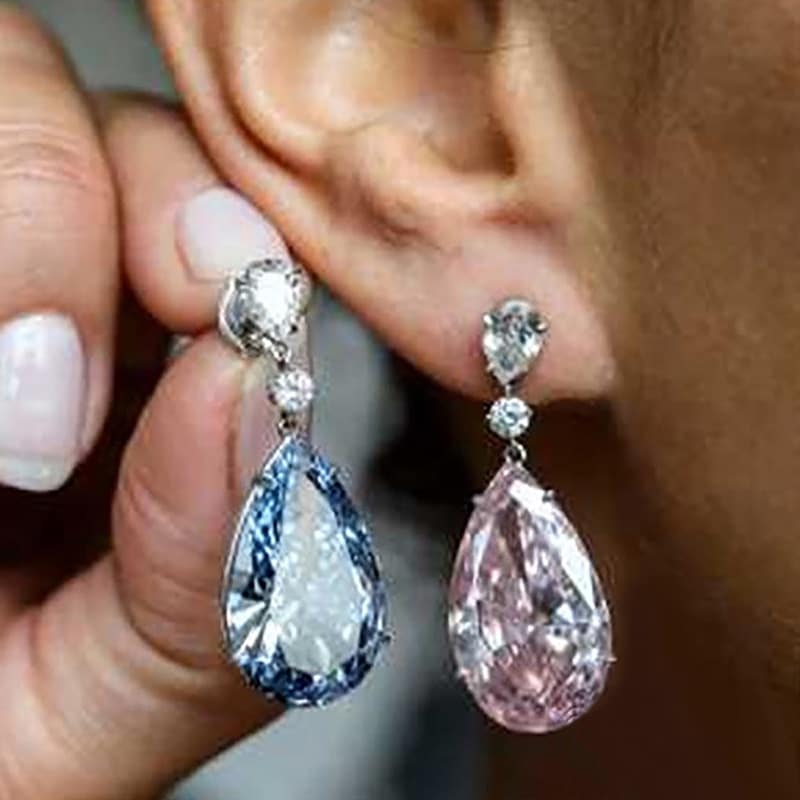 ELEGANT DROP EARRINGS