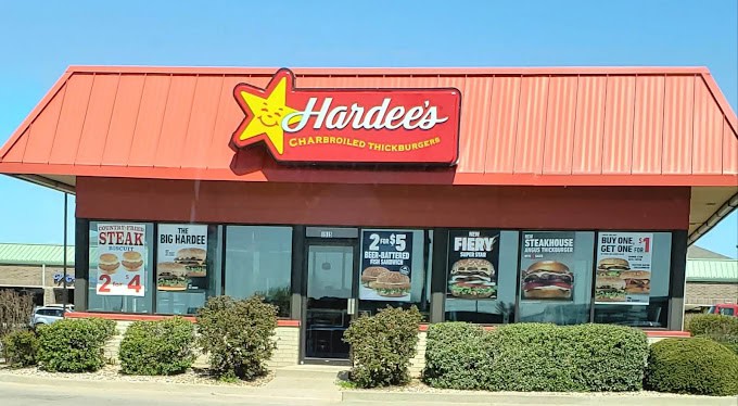 Hardee's Sunday Cruise-In event at 1515 W Battlefield Rd in Springfield, MO on May 18, 2025