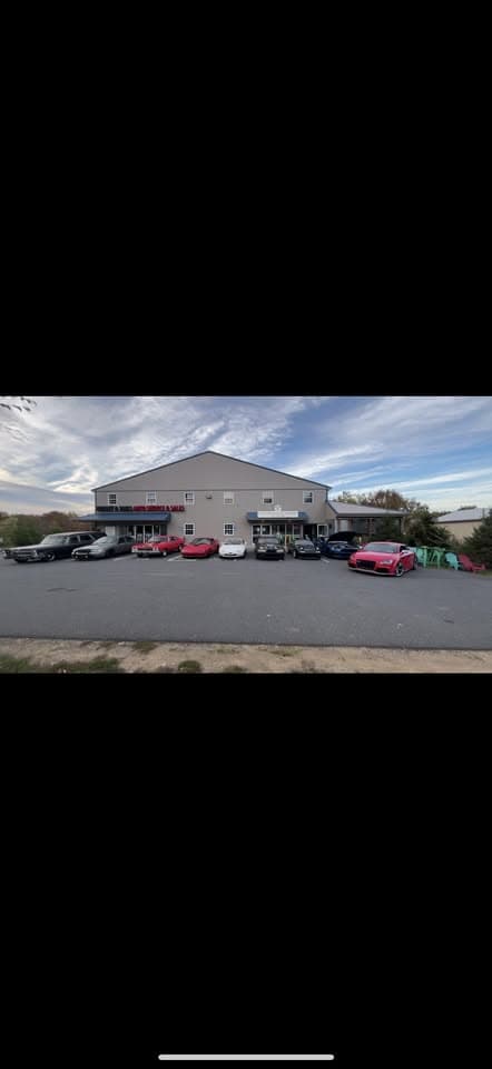 Sunday car show & brunch event at 3041 Horseshoe Pike in Honey Brook, PA on May 3, 2026