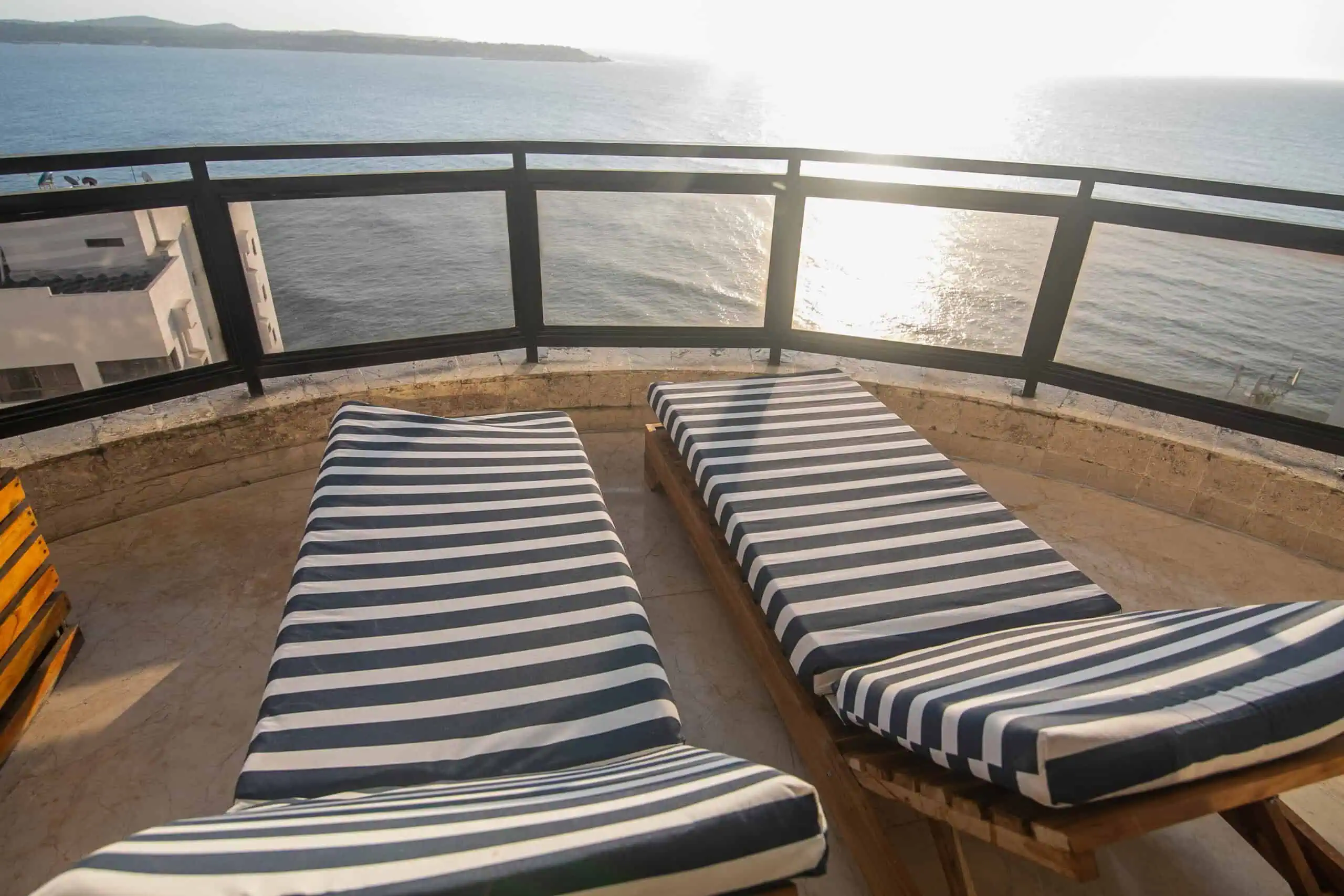 Stunning High Rise Luxury Penthouse Rentals With Exclusive Area image