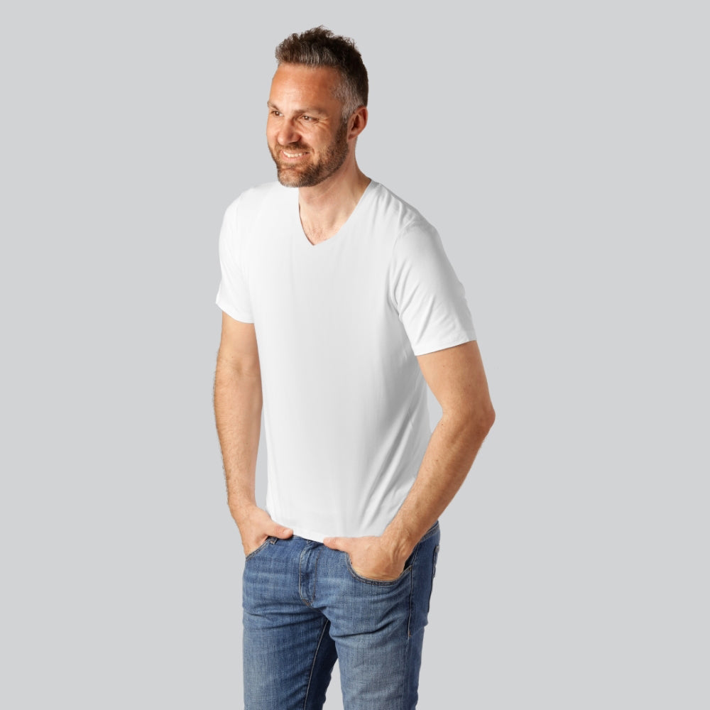Bambus t-shirt v-hals i hvid til mænd Bambus t-shirt v-hals i hvid til mænd