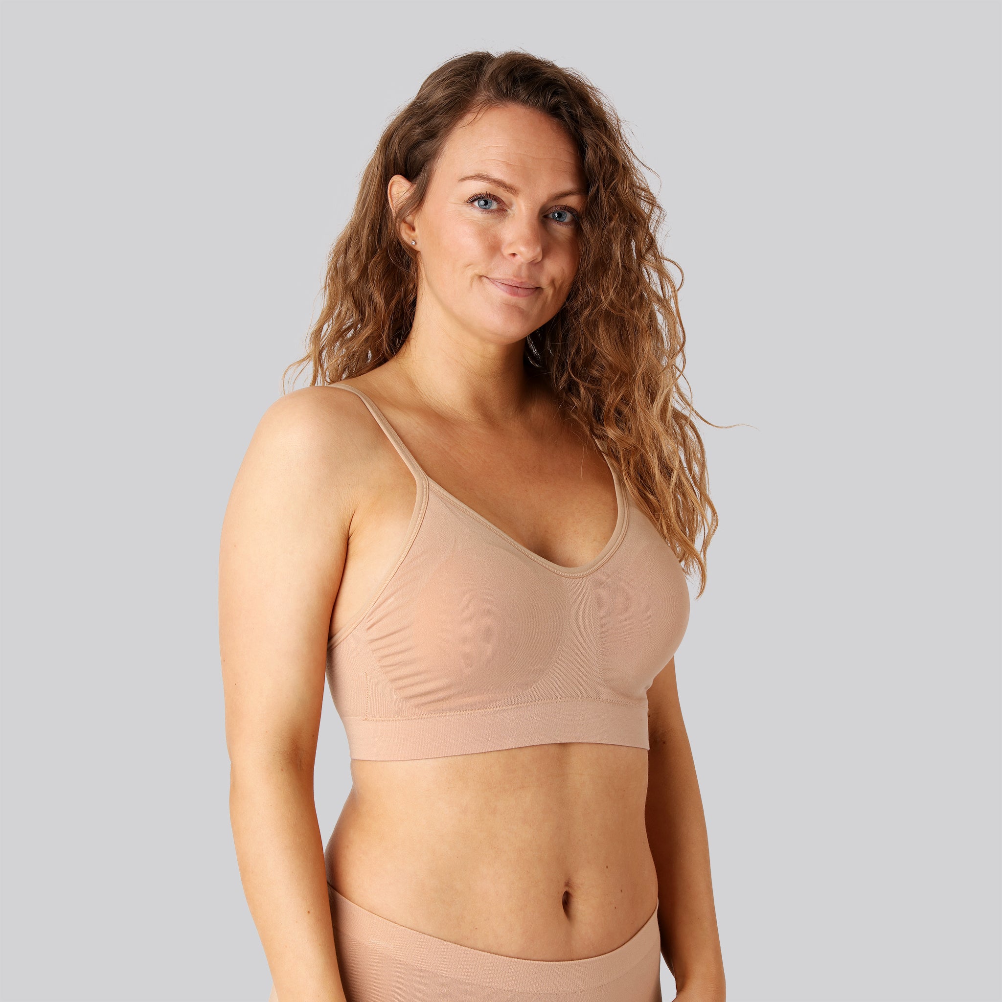 Bambus seamless bh  . smal strop i beige til damer