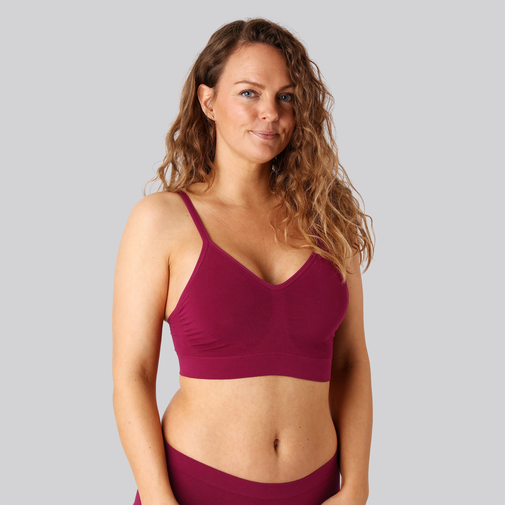 Bambus seamless bh . smal strop i bordeaux til damer Bambus seamless bh . smal strop i bordeaux til damer