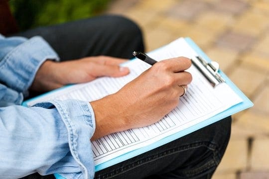 Filling out Form image