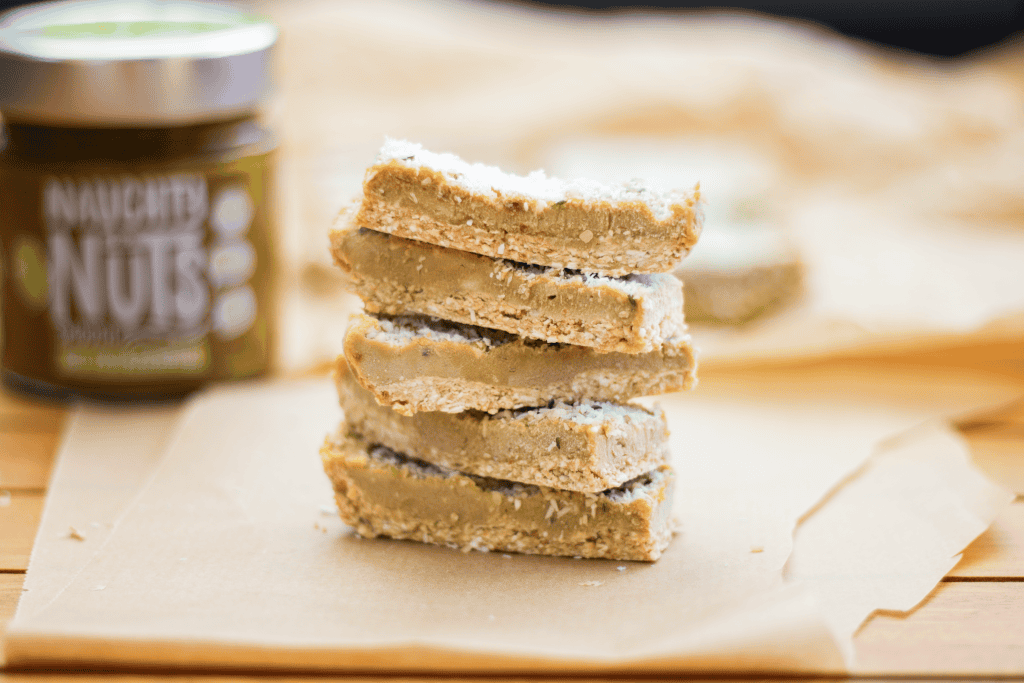 Pistazie-Cashew-Ice Bars – gesundes TCM Sommerrezept ohne Zucker, vegan und Yin-nährend
