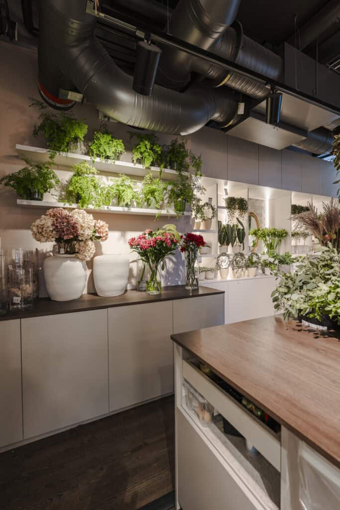 creative living blomsterpikene 8