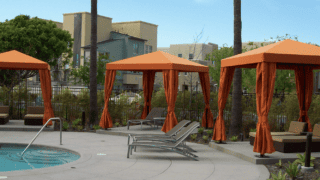Presidential Cabana – Product Image