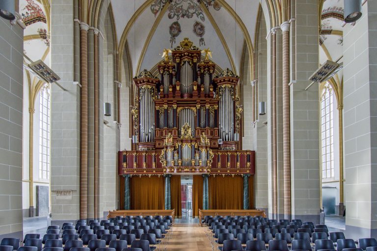 Zutphen, Walburgiskerk