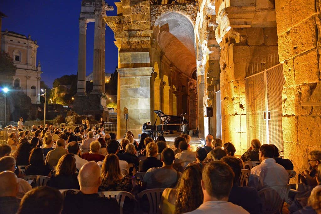 Rome, Chiostro di Campitelli al Teatro di Marcello, Italy