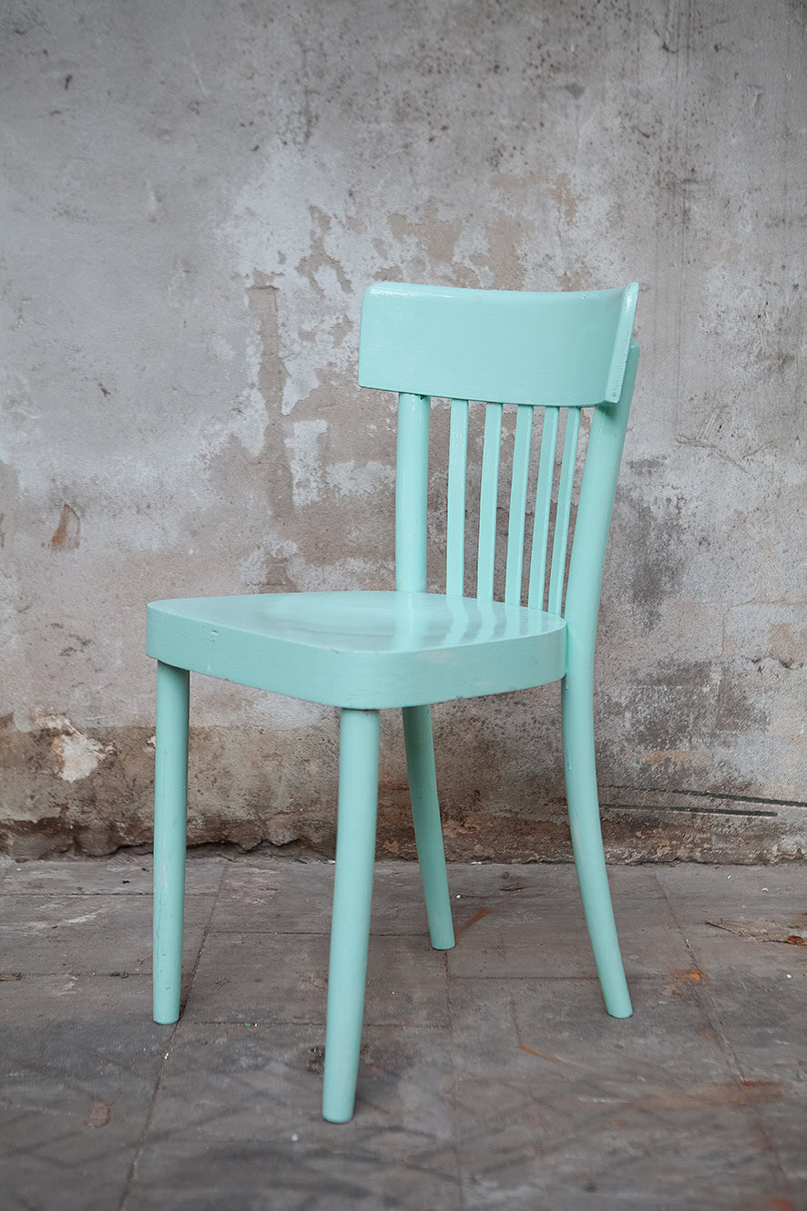 Gekleurde vintage stoelen - Afbeelding 2