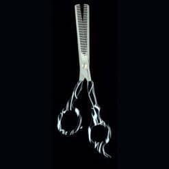 Tijeras profesionales para cortar cabello con diseño moderno y ergonómico.