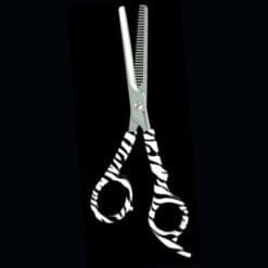 Tijeras de peluquería con diseño zebra para entresacar cabello.