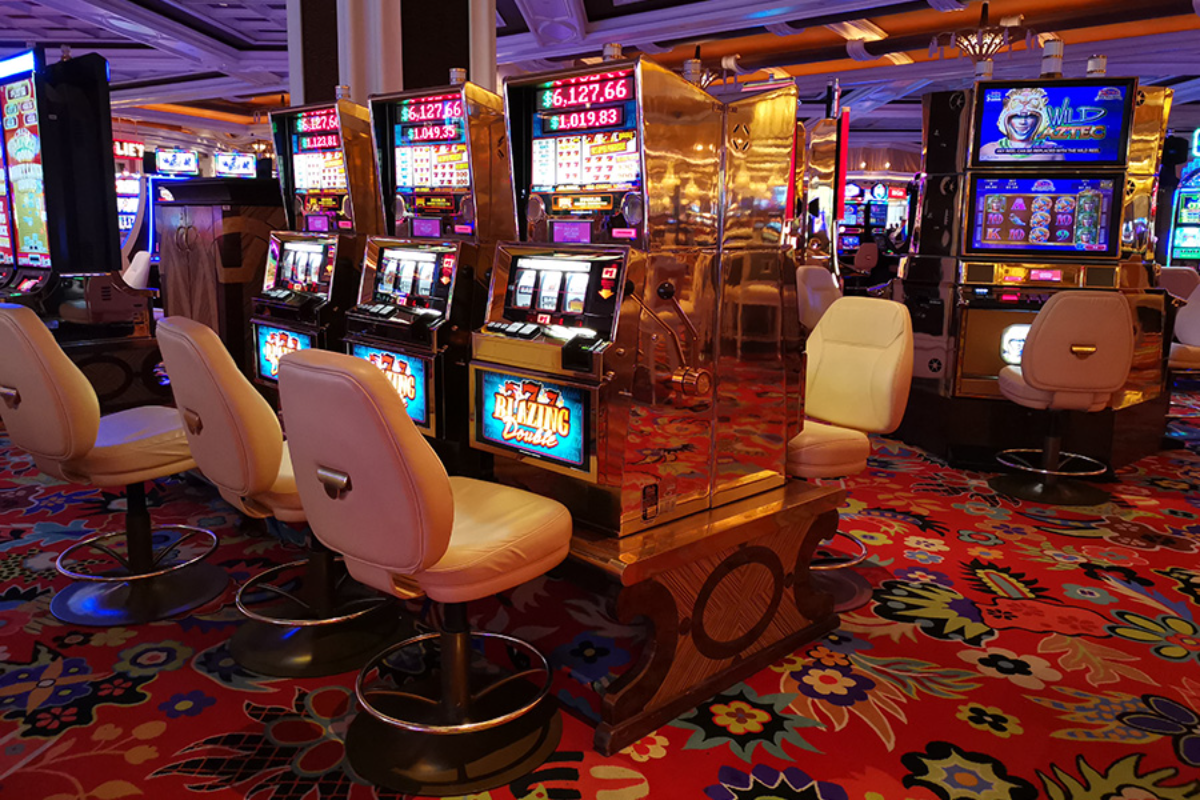 lucky club casino slots