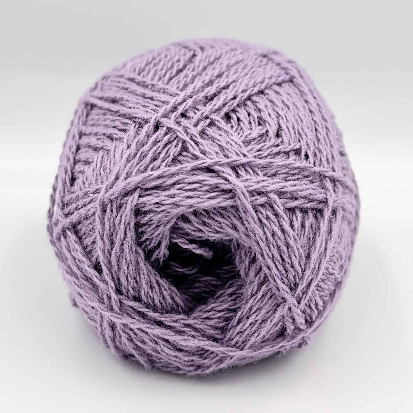 Tora New Zealandsk Uld (100 g) Lavendel Tora New Zealandsk Uld (100 g) Lavendel