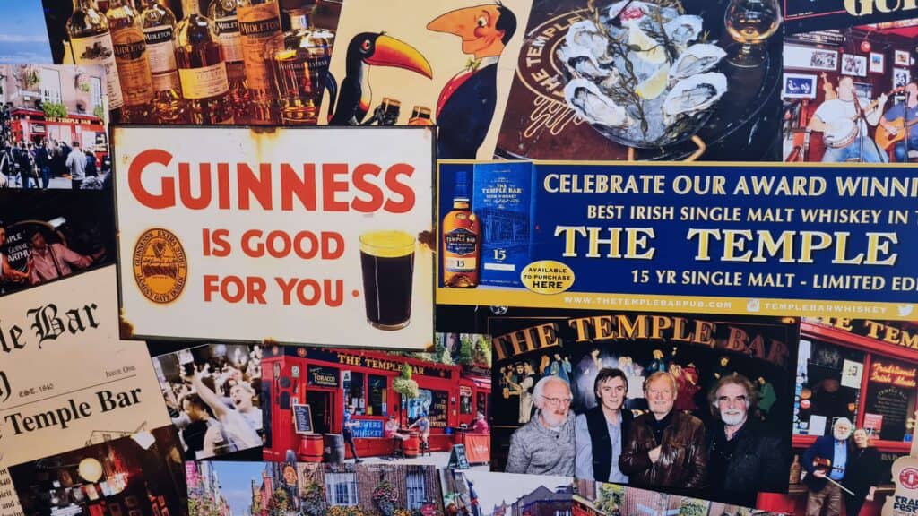 Interior del pub Temple Bar con barra y clientes