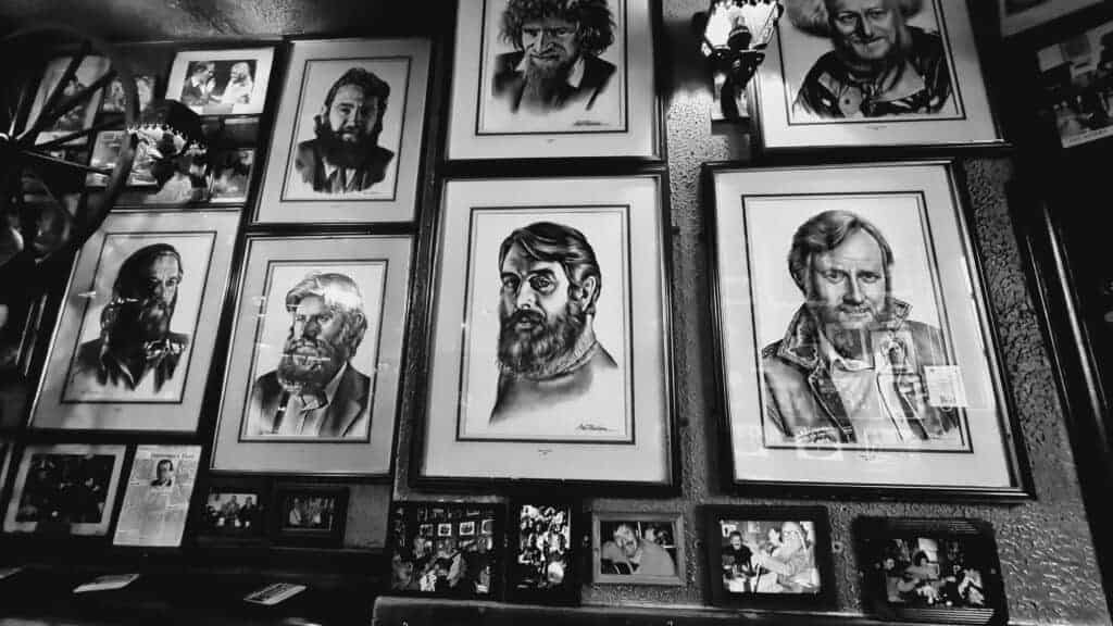 Interior del pub Odonoghues foto de los Dublineers