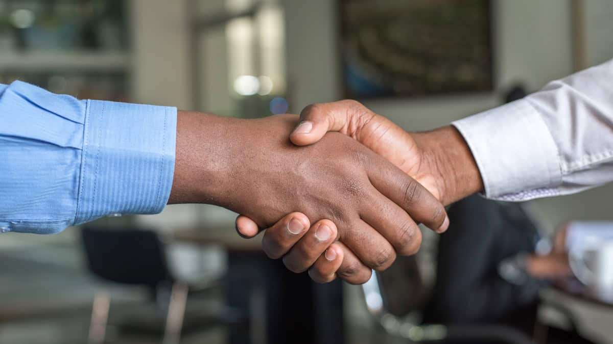 EEOC intake interview assessing statutory filing deadlines, pretextual firing, and dual-filing requirements