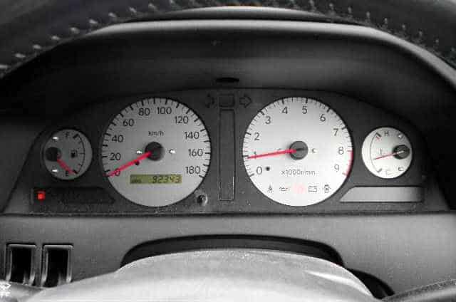 Inspecting vehicle odometer mileage display and dashboard instrument cluster