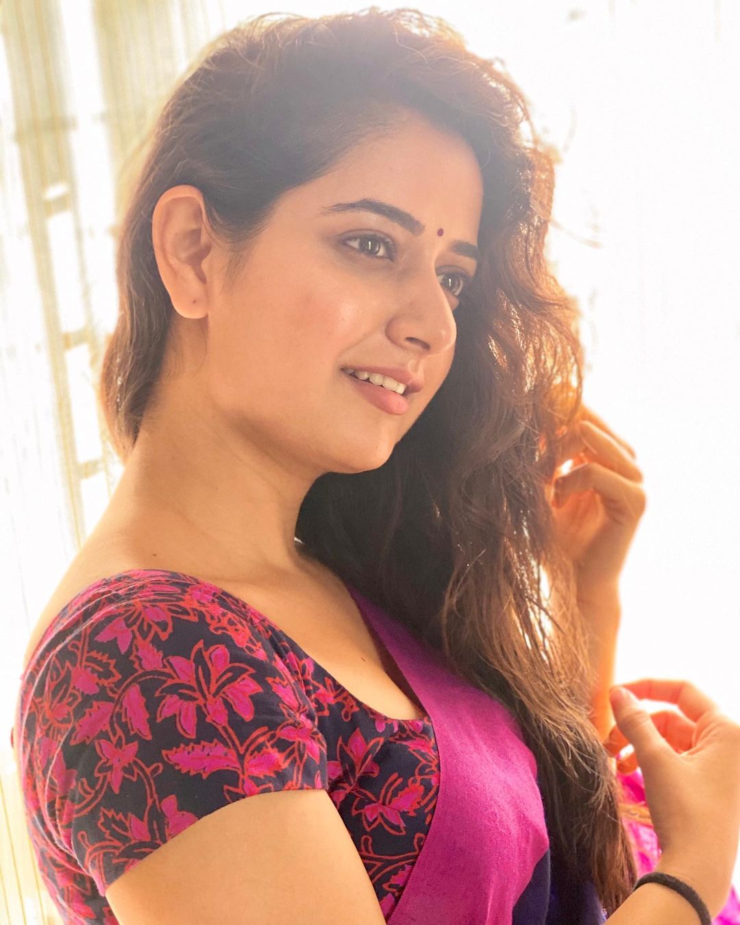 Ashika Ranganath Wiki, Age, Family, Height, Biography, Birthday, Movies, Images