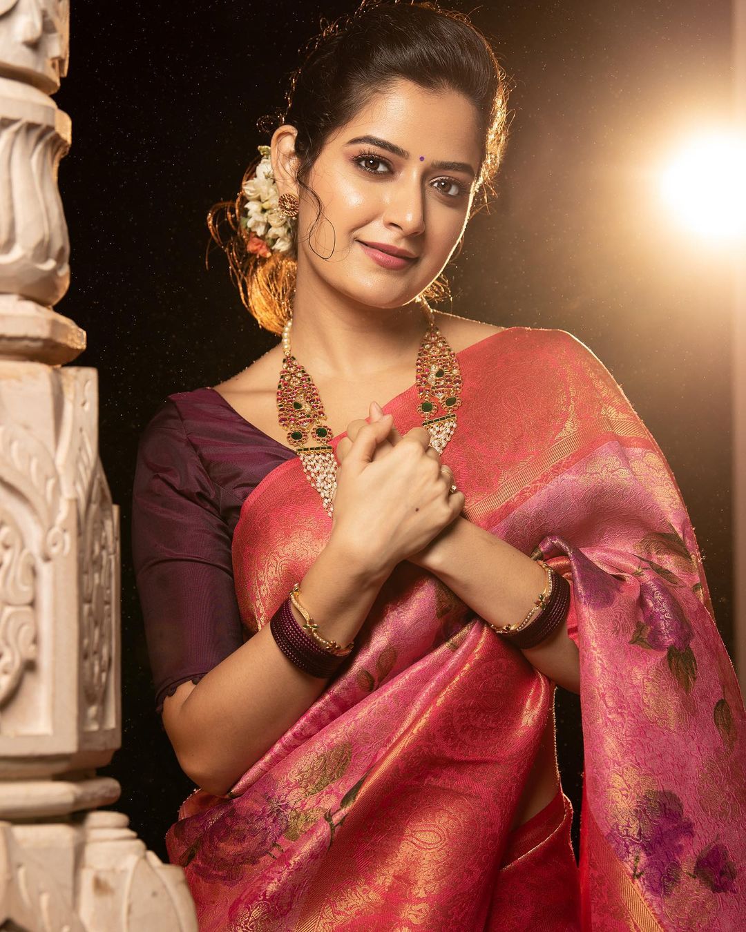 Ashika Ranganath Wiki, Age, Family, Height, Biography, Birthday, Movies, Images