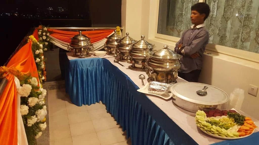 housewarming catering