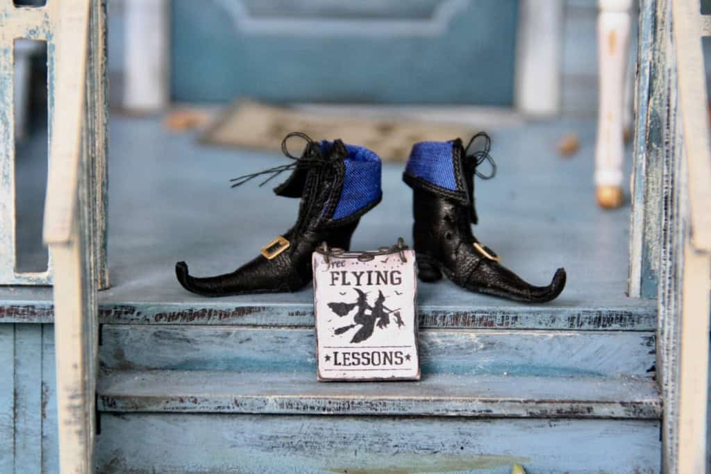 bee felten leidel fNtkyfhbaSw unsplash scaled
