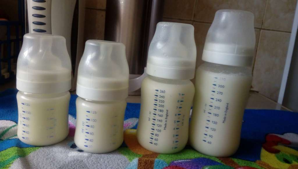 Breastmilk in breast milk bottles