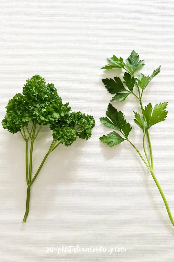 The Difference Between Curly Parsley vs Italian Parsley Simple