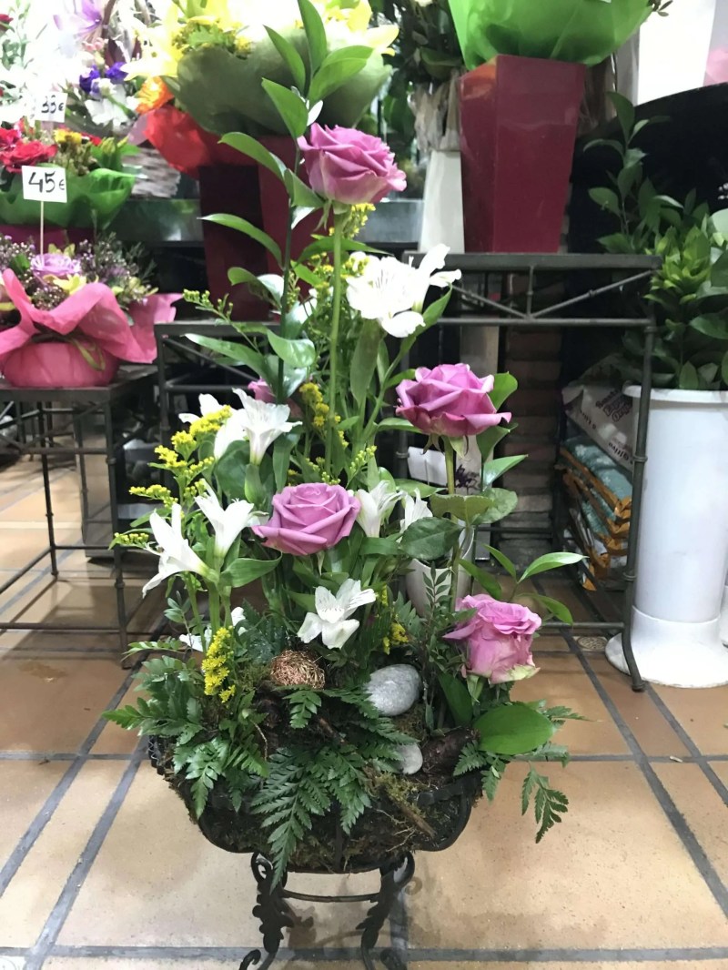 Centro de rosas de El Buen Jardinero