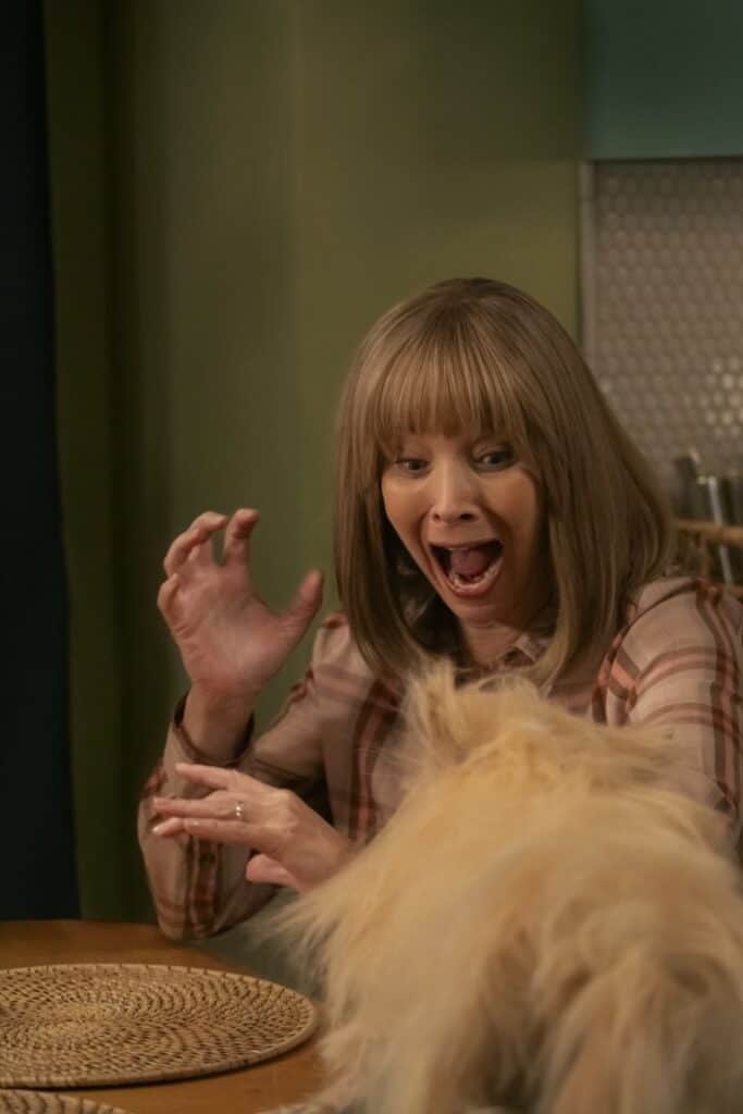 Lisa Kudrow as Liddy in "The Parenting."