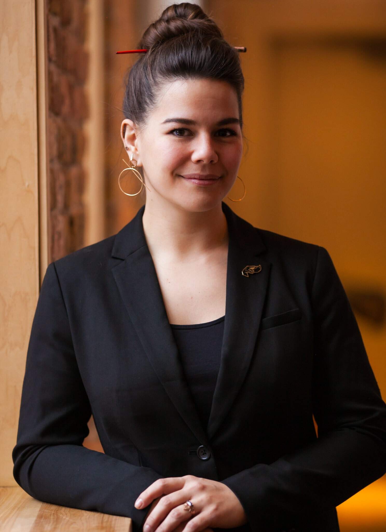 Julia Momosé.