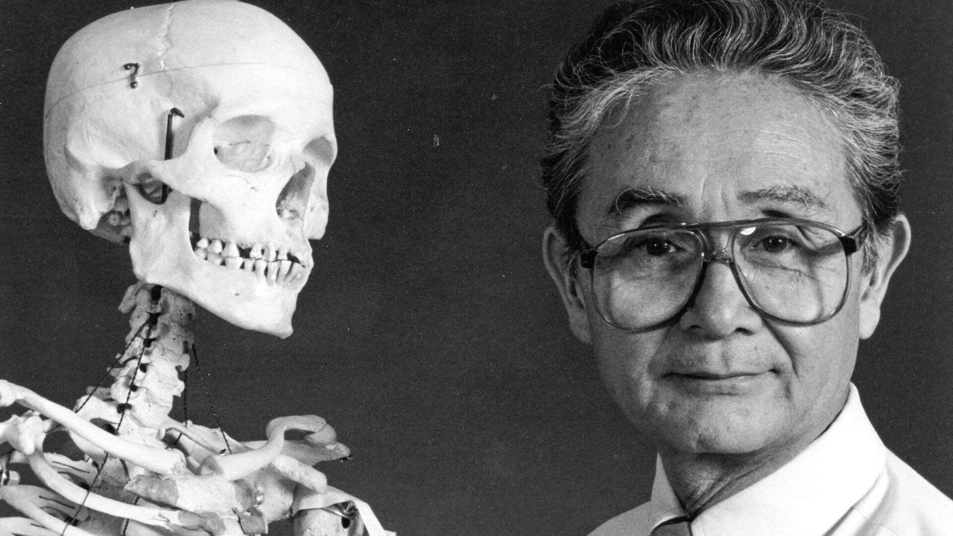 Thomas Noguchi.