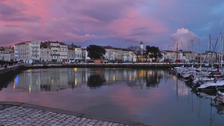 Voyage la Rochelle : comment trouver un hôtel pas cher ?