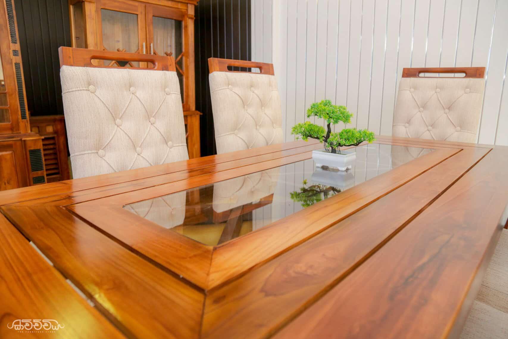 DT5 Dining table chairs Kavichchiya