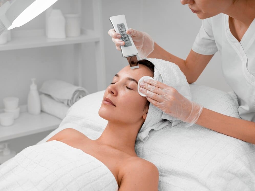 Vitamin Peels vs. The Perfect Derma Peel – What’s the Difference