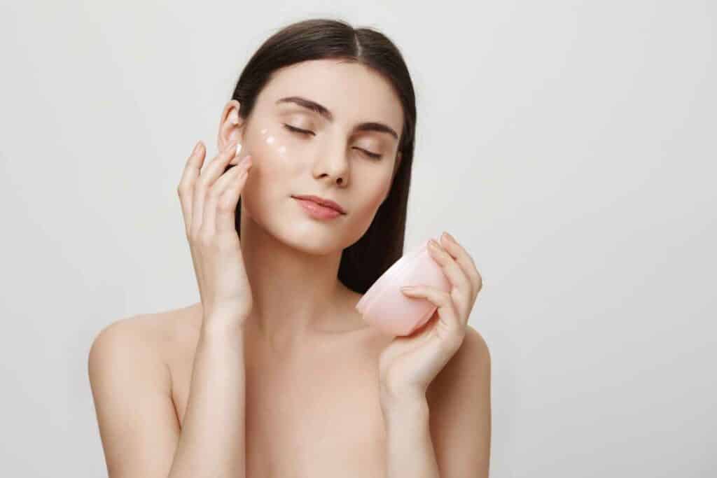 does Brazilian waxing cause ingrown hairs?