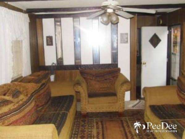 Fleetwood Festival Single Wide - Original Living Room Decor and Design - Favorite Classic Mobile Home Models of Mobile Home Experts
