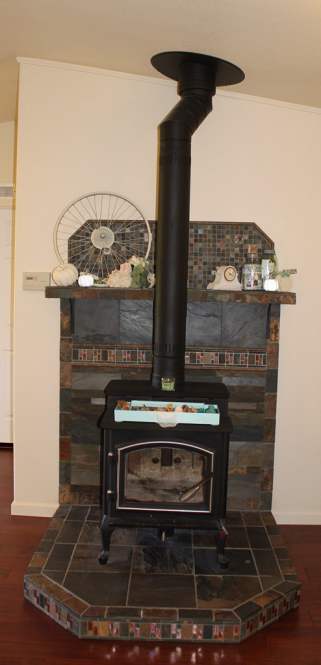 Fleetwood Manufactured Home Makeover (fireplace)