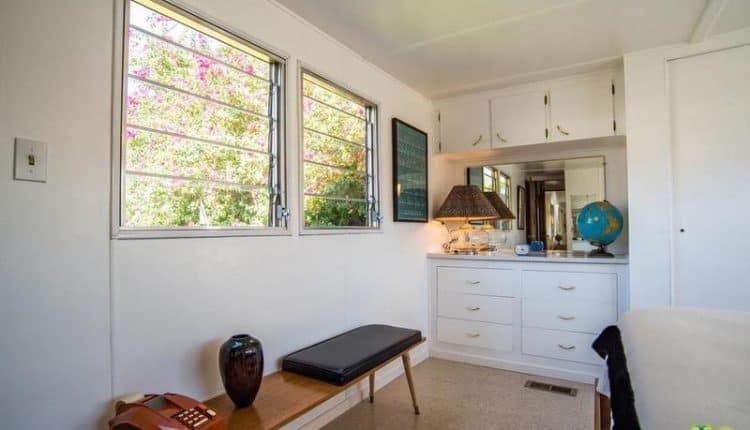 1962 Skyline single wide is a Vintage Mobile Home Beauty - master Bedroom with Builtins