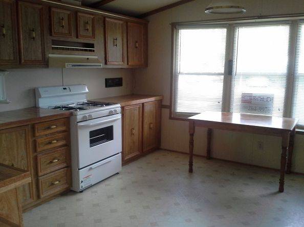 Mobile Home Kitchen Makeover - Farmhouse Style (7)