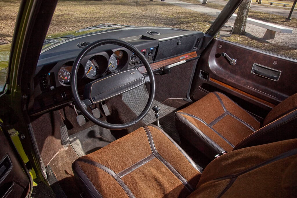 Mobilisti Saab 99