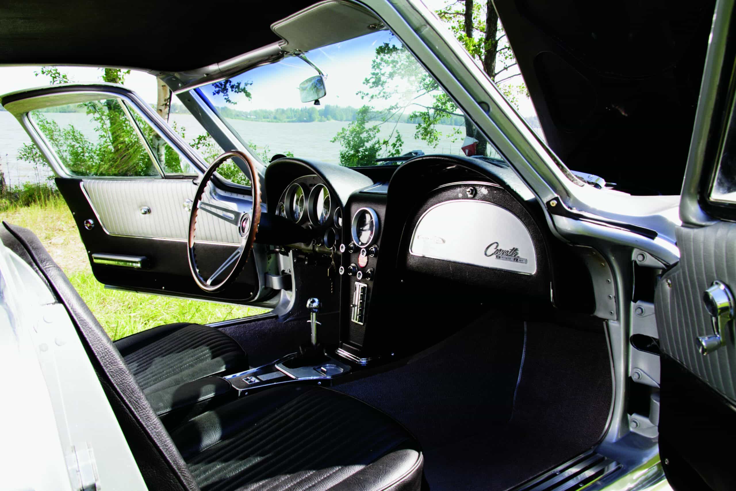 Mobilisti Tabe Corvette Stingray