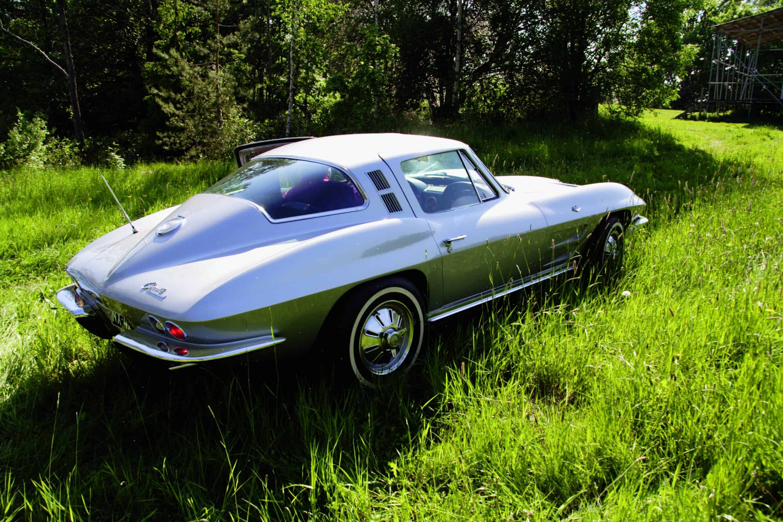 Mobilisti Tabe Corvette Stingray
