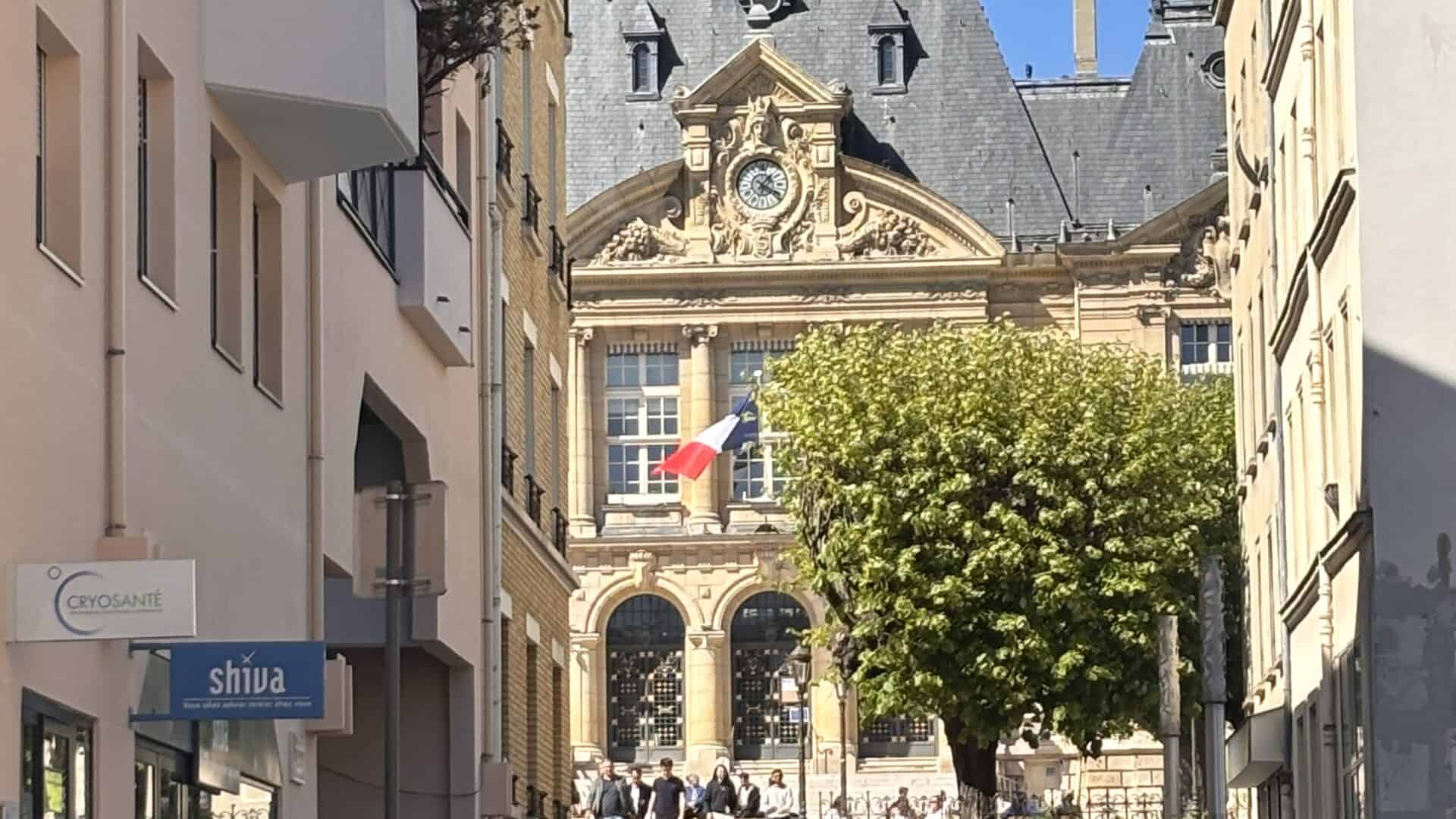 Jardin et abords de l&rsquo;Hôtel de Ville - Mutabilis