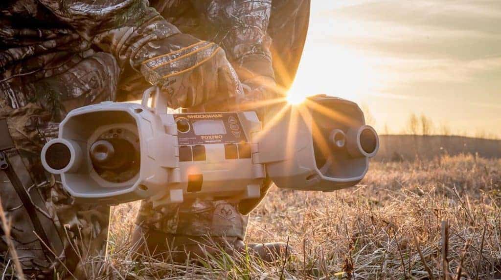 Best Coyote Calls Reviews - Electronic Coyote Calls - proHuntingHacks
