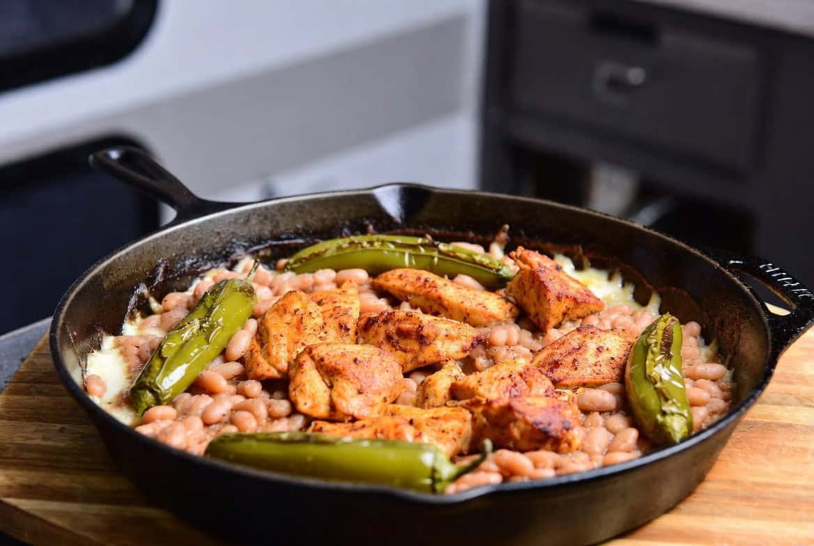 Cast-iron chicken with white beans and green chile